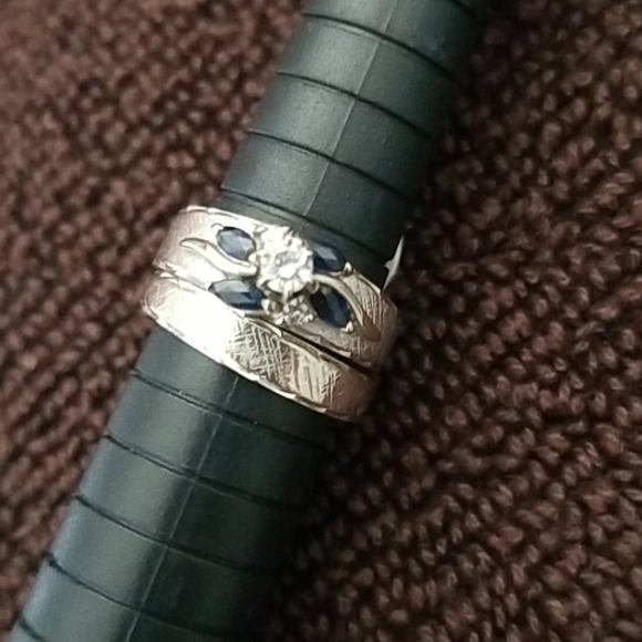 Antique/vintage Blue sapphire/diamond ring…